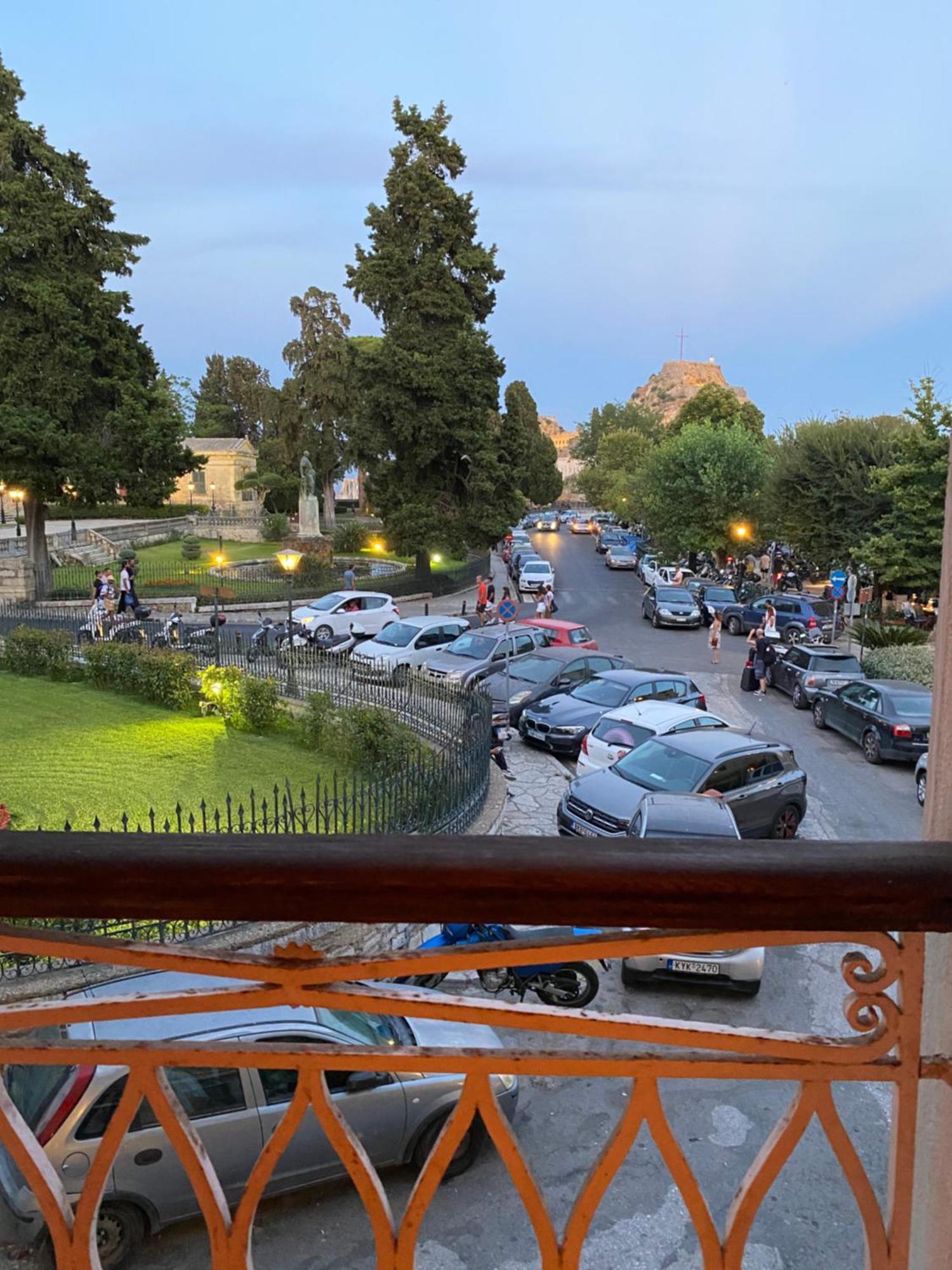 Palazzo Luxury Suite - View To Liston Square & Old Fortress Of Corfu Old Town Buitenkant foto